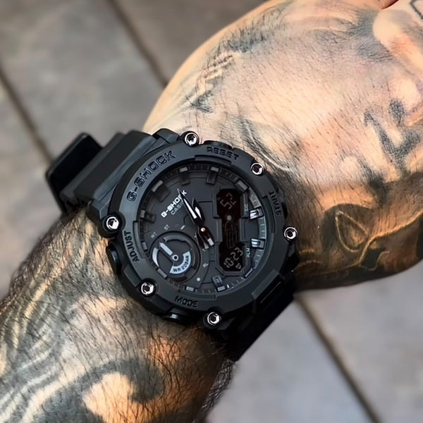 G-SHOCK GA-2200 - Compre 1 & leve 2