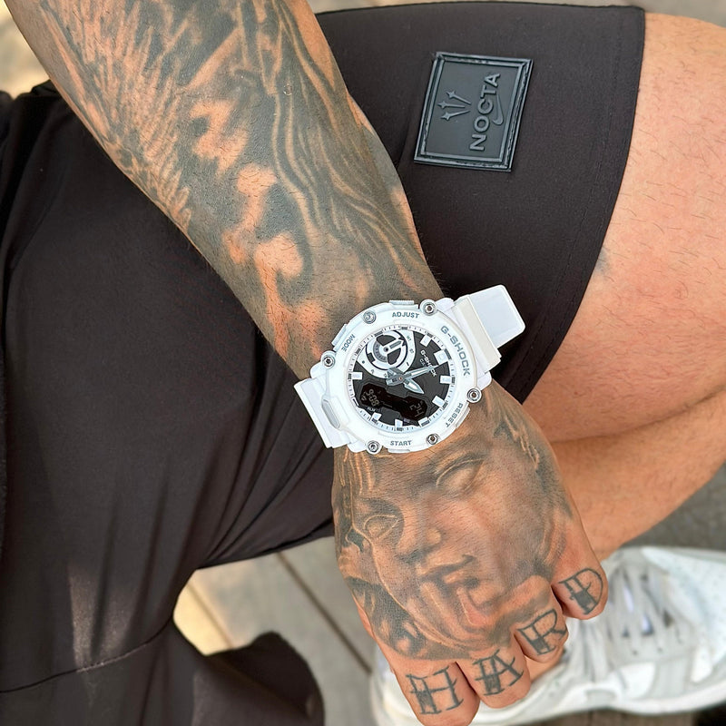 G-SHOCK GA-2200 - Compre 1 & leve 2